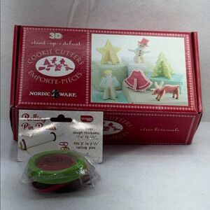 Nordic Ware Festive 3D Cookie Cutters Set